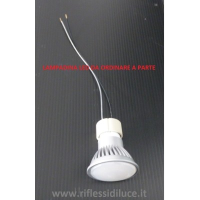 Lampadina LED forma MR16, attacco GU10, alimentazione 230Vac.